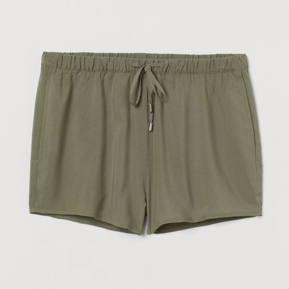 H&M Khaki Green Loose Flowy Shorts w Pockets